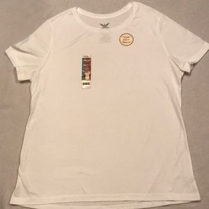 White tee